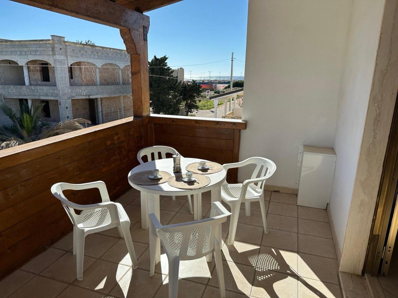 Appartamenti Al Mare Torre Pali By Ionian Travel Exterior photo